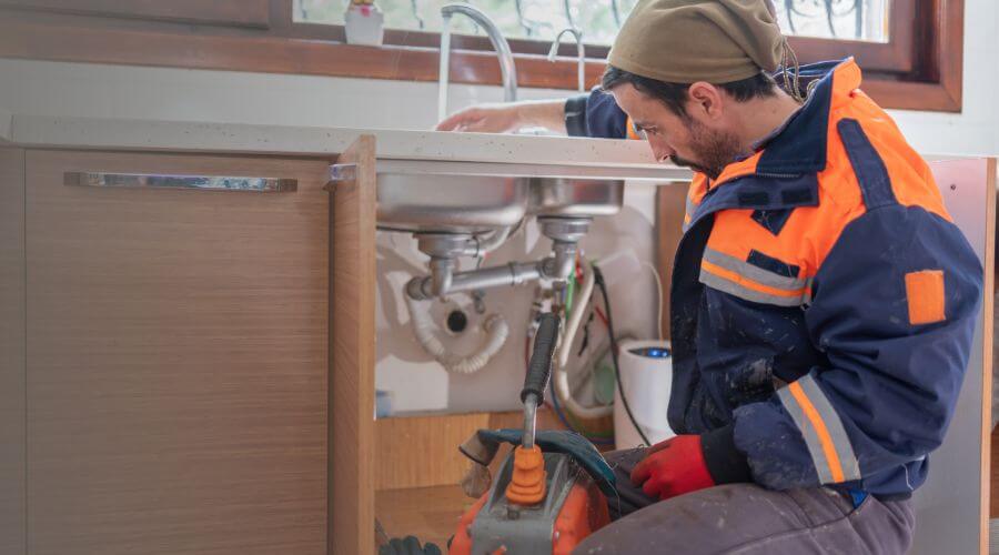 Local annual plumbing maintenance in Spring City, TN